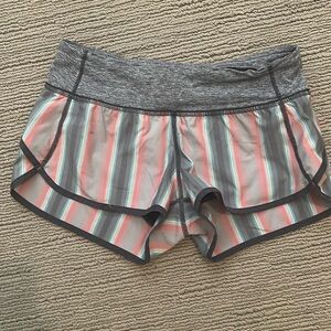 Lululemon speed shorts sz 4